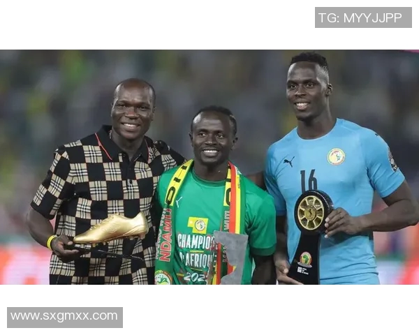 马内的传奇旅程：从塞内加尔小镇到世界足球舞台的辉煌崛起