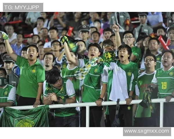 北京中赫国安迎战深圳队全力争胜展现球队实力与斗志